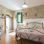 Pura Vida Iblea 4* Ragusa