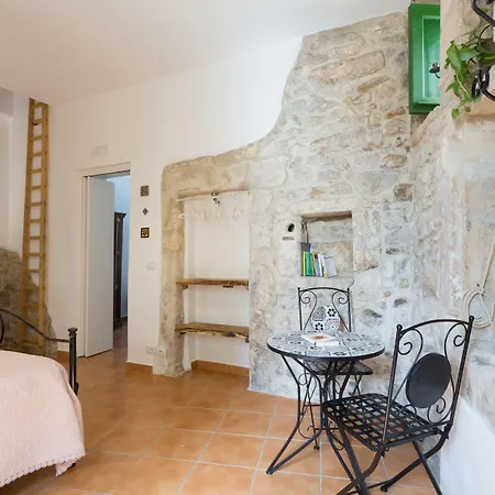 Pura Vida Iblea Pensionat Ragusa