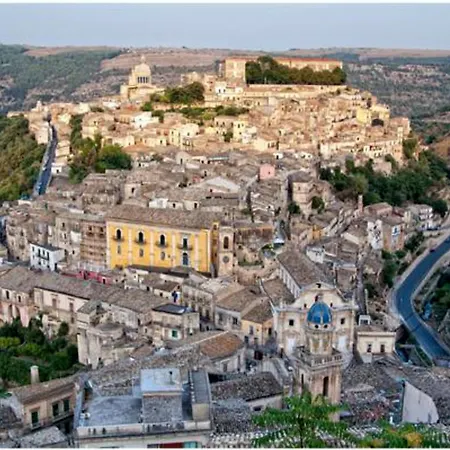 Pura Vida Iblea 4* Ragusa